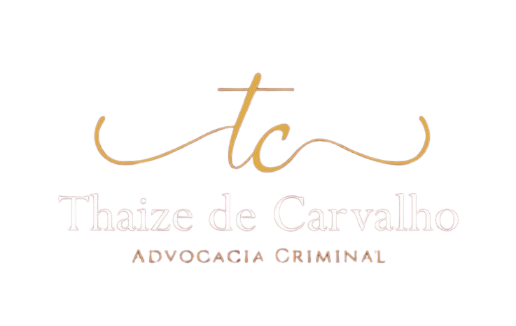 Logo Thaize de Carvalho